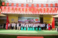 Trường THCS Tây Mỗ phát động phong trào “Làm sạch rác” hướng tới kỷ niệm ngày 2/9