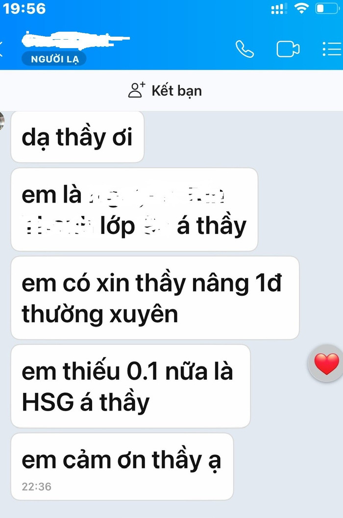 Cuối năm học, giáo viên vẫn thường nhận được những tin nhắn thế này. tin-xin-diem.jpg