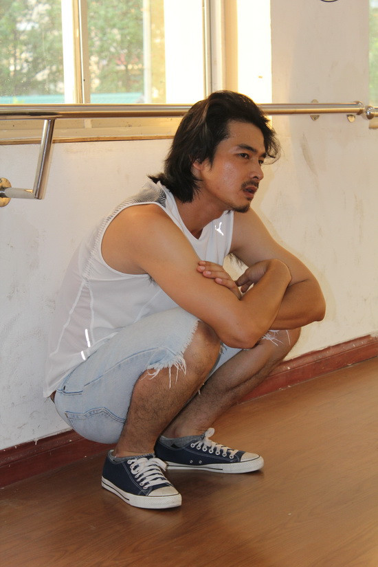 Tự nhận mình không phải dân chuyên nghiệp, nên dù đã hết sức nỗ lực nhưng kết quả Quách Ngọc Ngoan thu được sau buổi tập cùng cô vũ công xinh đẹp Vesela Georgieva Dimova vẫn chưa thể làm 'cô giáo' hài lòng.