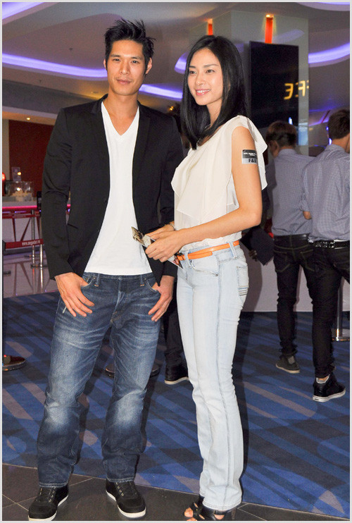 Những ngày gần đây, Kris Duangphung và đả nữ của màn ảnh Việt Ngô Thanh Vân luôn kề vai sát cánh trong những sự kiện lớn nhỏ khác nhau. Điều này làm xuất hiện tin đồn đây chính là người tình mới của Ngô Thanh Vân. (Theo Zing) >Xem chùm ảnh này Những ngày gần đây, Kris Duangphung và đả nữ của màn ảnh Việt Ngô Thanh Vân luôn kề vai sát cánh trong những sự kiện lớn nhỏ khác nhau. Điều này làm xuất hiện tin đồn đây chính là người tình mới của Ngô Thanh Vân. (Theo Zing) >Xem chùm ảnh này