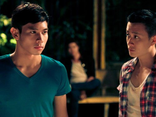 “Lý do không có gì đâu, chỉ là vì tôi không thích chỗ đông người. Khi Hotboy nổi loạn được mời đi LHP Toronto tôi cũng để Lương Mạnh Hải và Hồ Vĩnh Khoa đi. Bộ phim này cũng đã được mời đi nhiều LHP quốc tế nhưng tôi chỉ đến LHP Berlin cho biết” – đạo diễn Vũ Ngọc Đãng giải thích.