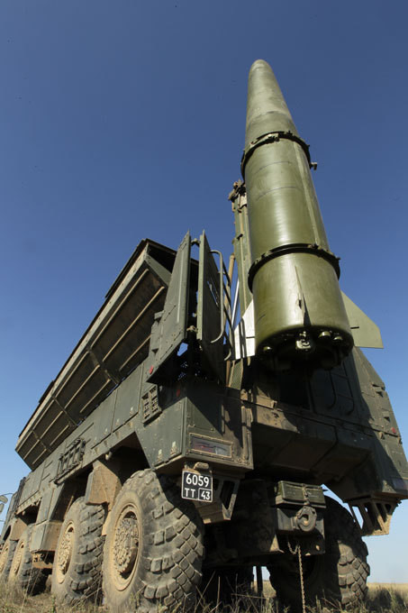 Tên lửa có hệ số sẵn sàng chiến đấu cao trong quá trình chuẩn bị phóng và vận hành tin cậy trong quá trình bay tới mục tiêu Tên lửa có hệ số sẵn sàng chiến đấu cao trong quá trình chuẩn bị phóng và vận hành tin cậy trong quá trình bay tới mục tiêu