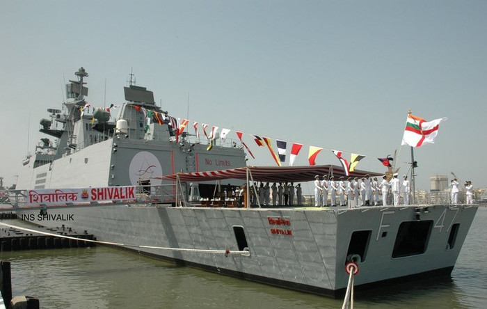 Tàu được trang bị radar MR-760 Fregat M2EM 3-D, 01 radar theo dõi trên không, các hệ thống giám sát ngầm quét mạng sóng âm HUMSA.