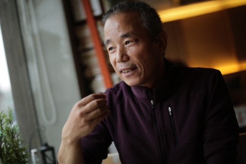 Hwang Sang-ki kể lại 6 năm ầm thầm chống lại Tập đoàn Samsung. Hwang Sang-ki kể lại 6 năm ầm thầm chống lại Tập đoàn Samsung.