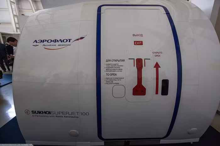 Module mô phỏng cửa thoát hiểm