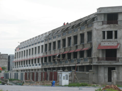 Hệ thống nhà liền kề đã cơ bản hoàn thành nhưng không ai nhận nhà Hệ thống nhà liền kề đã cơ bản hoàn thành nhưng không ai nhận nhà