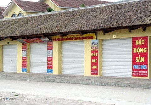 Sàn BĐS đóng cửa im lìm Sàn BĐS đóng cửa im lìm