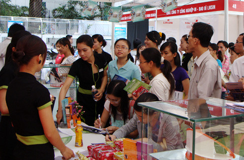 Nhu cầu tuyển dụng nhân viên kinh doanh năm nay ở mức cao. Ảnh: B.H Nhu cầu tuyển dụng nhân viên kinh doanh năm nay ở mức cao. Ảnh: B.H