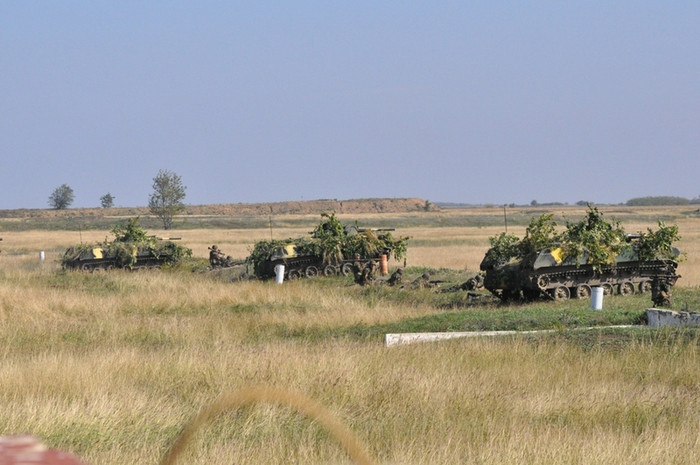 Tập trận bắn đạn thật “CETATEA 2012”