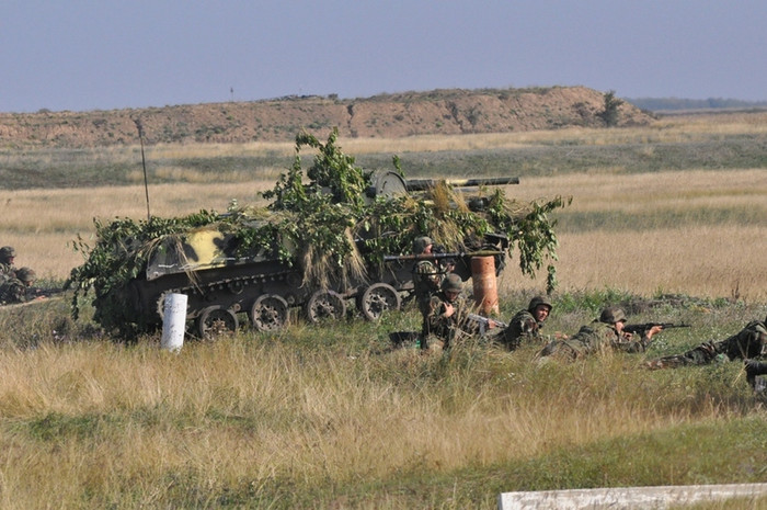 Xe tăng xuất trận yểm hộ bộ binh