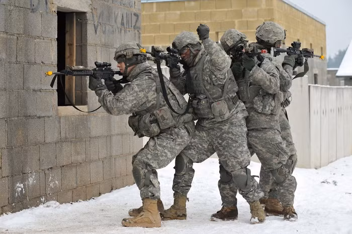 Tập trận chiến thuật.