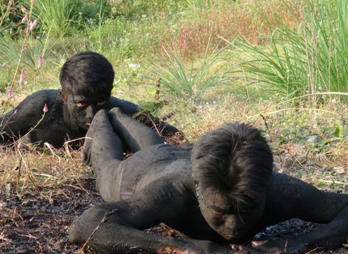 ...tiếp cận mục tiêu.