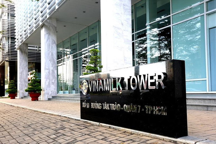 Quản trị viên tập sự là chương trình được Vinamilk thực hiện định kỳ nhằm hướng tới việc tuyển chọn, đào tạo và phát triển đội ngũ nhân viên có đủ năng lực để đáp ứng chiến lược hoạt động và kinh doanh của công ty. Quản trị viên tập sự là chương trình được Vinamilk thực hiện định kỳ nhằm hướng tới việc tuyển chọn, đào tạo và phát triển đội ngũ nhân viên có đủ năng lực để đáp ứng chiến lược hoạt động và kinh doanh của công ty.