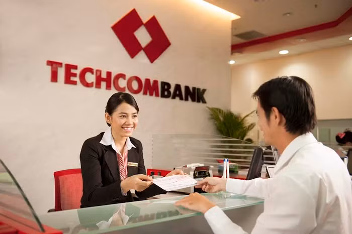 Không chỉ cam kết mang tới các dịch vụ, sản phẩm ngân hàng tốt nhất, Techcombank cũng liên tục triển khai nhiều chương trình cụ thể, ý nghĩa nhằm kết nối và hỗ trợ cộng đồng. Không chỉ cam kết mang tới các dịch vụ, sản phẩm ngân hàng tốt nhất, Techcombank cũng liên tục triển khai nhiều chương trình cụ thể, ý nghĩa nhằm kết nối và hỗ trợ cộng đồng.