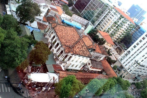 Biệt thự cổ 35 triệu USD ở sài gòn đã từng được rao bán với gí 800 tỷ đồng Biệt thự cổ 35 triệu USD ở sài gòn đã từng được rao bán với gí 800 tỷ đồng