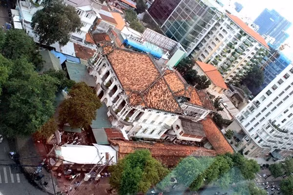 Biệt thự cổ 35 triệu USD ở sài gòn đã từng được rao bán với gí 800 tỷ đồng