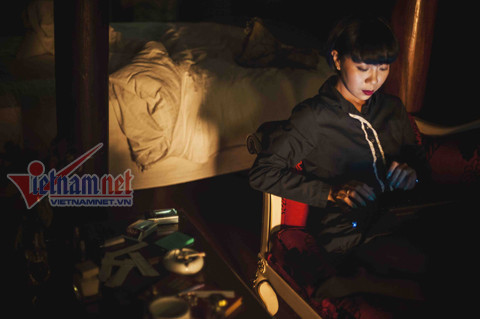 Trác Thúy Miêu qua góc máy của Khểnh. Trác Thúy Miêu qua góc máy của Khểnh.