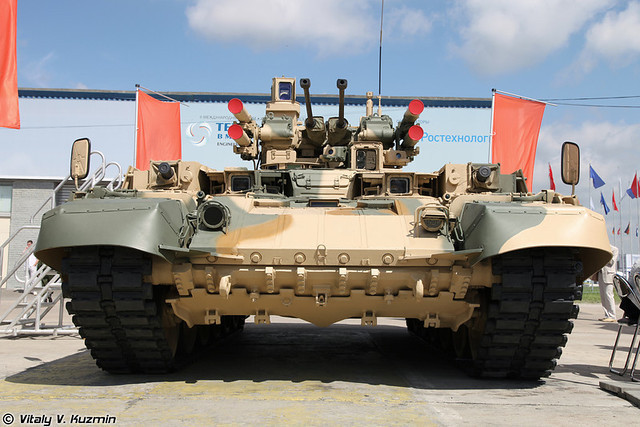 Xe hỗ trợ chiến đấu dựa trên khung gầm tăng chiến trường chủ lực Xe hỗ trợ chiến đấu dựa trên khung gầm tăng chiến trường chủ lực