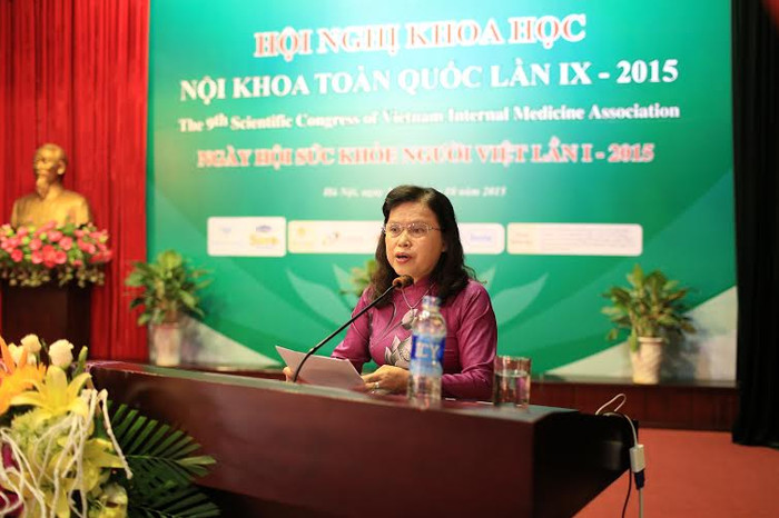 PGS.TS Nguyễn Thị Xuyên, Thứ trưởng Bộ Y tế phát biểu tại hội nghị. PGS.TS Nguyễn Thị Xuyên, Thứ trưởng Bộ Y tế phát biểu tại hội nghị.