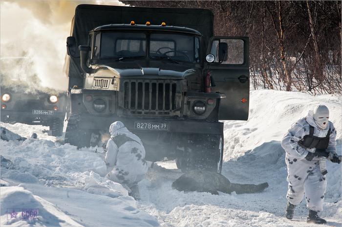 Mô phỏng một trận phục kích đoàn xe của đối phương.