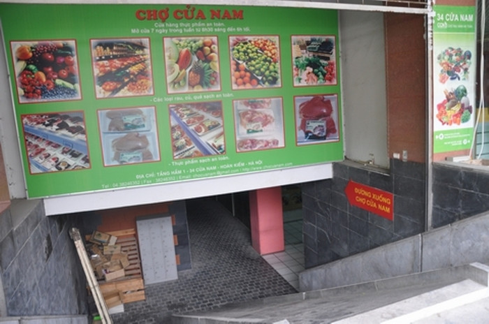 Sự thật, người ta chỉ tìm thấy "rau xanh" trên những tấm biển như thế này