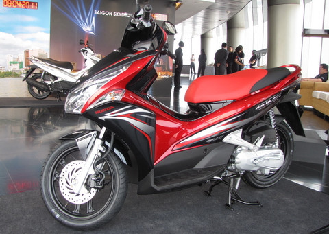 Honda Air Blade giảm giá từ 740 nghìn đến 1,95 triệu đồng. Honda Air Blade giảm giá từ 740 nghìn đến 1,95 triệu đồng.