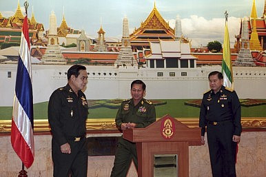 Nhật Bản cần Đông Nam Á, Mỹ hơn hợp tác với Nga? ảnh 3