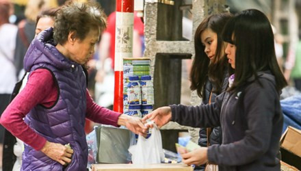 Thị trường sữa đang nhập nhèm nên quyền lợi người tiêu dùng bị ảnh hưởng. Ảnh: Như Ý