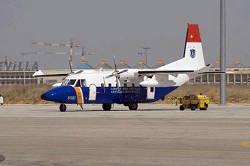 CASA - 212 có thể đạt tốc độ bay hành trình 360km/giờ và tầm bay đạt 1.800km. Trọng tải cất cánh của máy bay đạt 8,1 tấn. CASA-212 có thể hoạt động ở các sân bay dã chiến với thiết kế mô-đun.