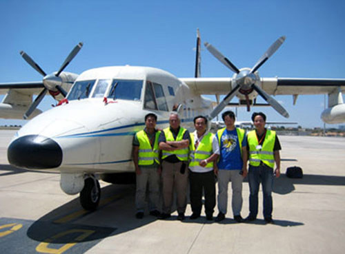 Đảm bảo cho các nhiệm vụ tuần tra, CASA-212 được trang bị tổ hợp thiết bị MSS-6000, gồm hai ra-đa viễn thám lắp đặt hai bên hông máy bay cho tầm kiểm soát 80km.