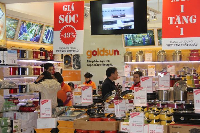 Với hàng loạt ưu đãi, giảm giá, VMM Royal City và VMM Times City đang là điểm sắm Tết được đông đảo gia đình lựa chọn Với hàng loạt ưu đãi, giảm giá, VMM Royal City và VMM Times City đang là điểm sắm Tết được đông đảo gia đình lựa chọn