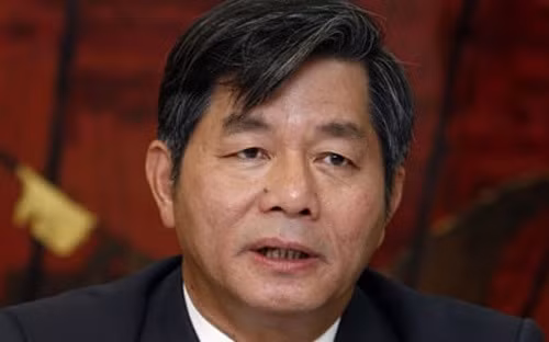 Bộ trưởng Bộ trưởng Bộ Kế hoạch và Đầu tư Bùi Quang Vinh. Bộ trưởng Bộ trưởng Bộ Kế hoạch và Đầu tư Bùi Quang Vinh.