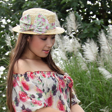 Di Li vừa viết văn, vừa là giảng viên PR