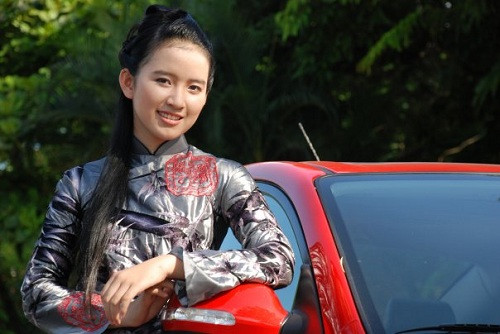 Choáng với thành tích học tập của Á khôi ĐH Huế ảnh 5