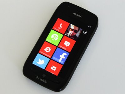 Nokia Lumia 710 Dù không quá mạnh mẽ nhưng Nokia Lumia 710 là 1 lựa chọn hợp túi tiền. Với kết nối 4G tốc độ cao cùng hệ điều hành mới nhất Windows Phone Mango, Lumia 710 sẽ đáp ứng được mọi nhu cầu sử dụng của bạn. Nokia Lumia 710 Dù không quá mạnh mẽ nhưng Nokia Lumia 710 là 1 lựa chọn hợp túi tiền. Với kết nối 4G tốc độ cao cùng hệ điều hành mới nhất Windows Phone Mango, Lumia 710 sẽ đáp ứng được mọi nhu cầu sử dụng của bạn.