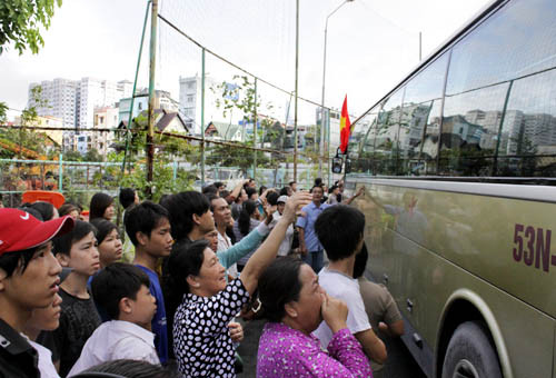Lễ giao quân đã diễn ra nhanh chóng và an toàn Lễ giao quân đã diễn ra nhanh chóng và an toàn