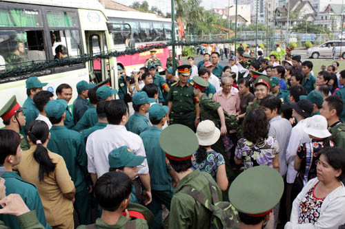 Hào hứng lên đường Hào hứng lên đường