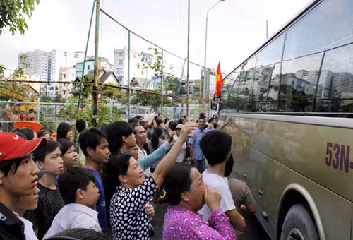 Lễ giao quân đã diễn ra nhanh chóng và an toàn