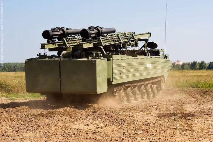 Các phương tiện quân sự chạy đường ray đặc biệt của Nga ảnh 11