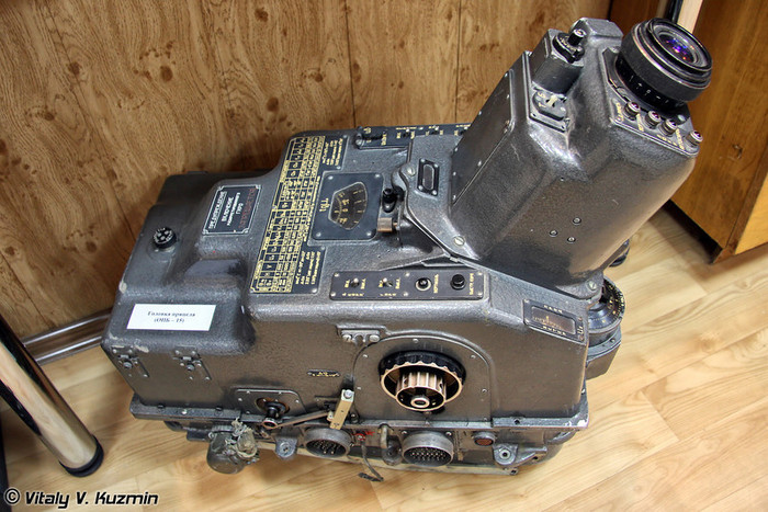 Thiết bị hàng không