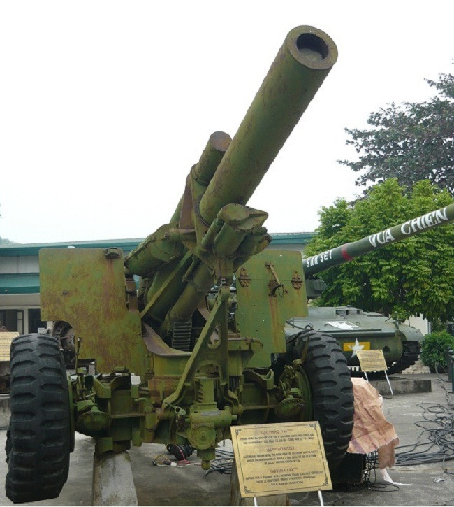 Lựu Pháo 155 mm của Trung đoàn 96 - Liên khu 5 thu được trong trận chiến tiêu diệt Binh đoàn 11 của Pháp tại Gia Lai (29/3/1954) Lựu Pháo 155 mm của Trung đoàn 96 - Liên khu 5 thu được trong trận chiến tiêu diệt Binh đoàn 11 của Pháp tại Gia Lai (29/3/1954)