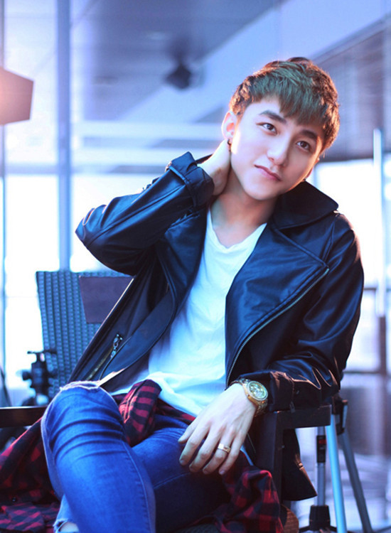 Sơn Tùng M-TP dẫn đầu sự nổi tiếng lẫn tai tiếng Sơn Tùng M-TP dẫn đầu sự nổi tiếng lẫn tai tiếng