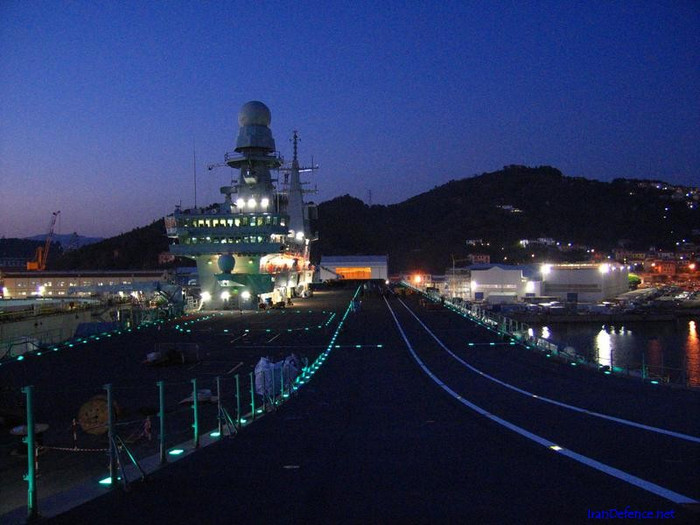 Tàu sân bay Cavour