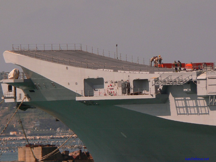 Tàu sân bay Cavour