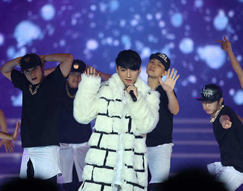 Hai bản hit đình đám nhất của Sơn Tùng M-TP đều dính nghi án đạo nhạc