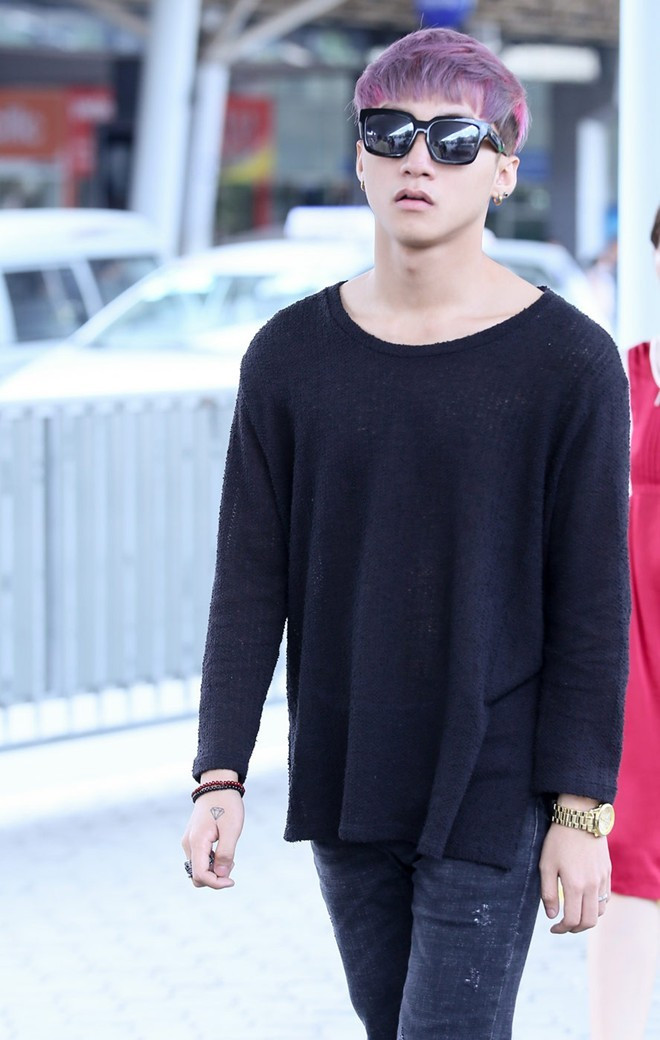 Sơn Tùng M-TP gặp khá nhiều rắc rối liên quan đến chuyện đạo nhạc. Sơn Tùng M-TP gặp khá nhiều rắc rối liên quan đến chuyện đạo nhạc.