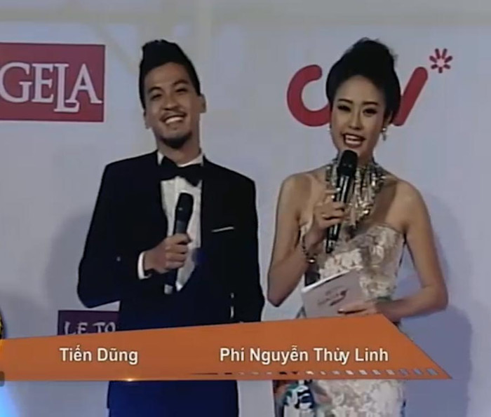 Phi Nguyễn Thùy Linh bị cộng đồng mạng "ném đá" vì thiếu duyên Phi Nguyễn Thùy Linh bị cộng đồng mạng "ném đá" vì thiếu duyên