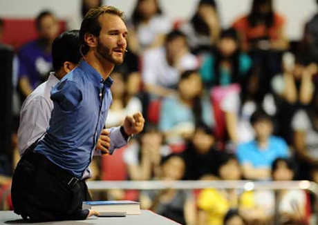 Không ít người đã khóc khi nghe những chia sẻ của Nick Không ít người đã khóc khi nghe những chia sẻ của Nick