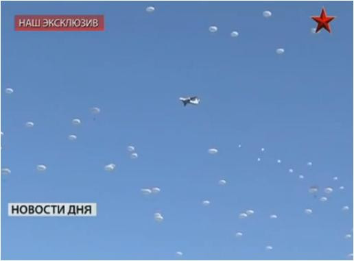 Máy bay vận tại IL -76 của Nga thả lính dù đổ bộ Máy bay vận tại IL -76 của Nga thả lính dù đổ bộ