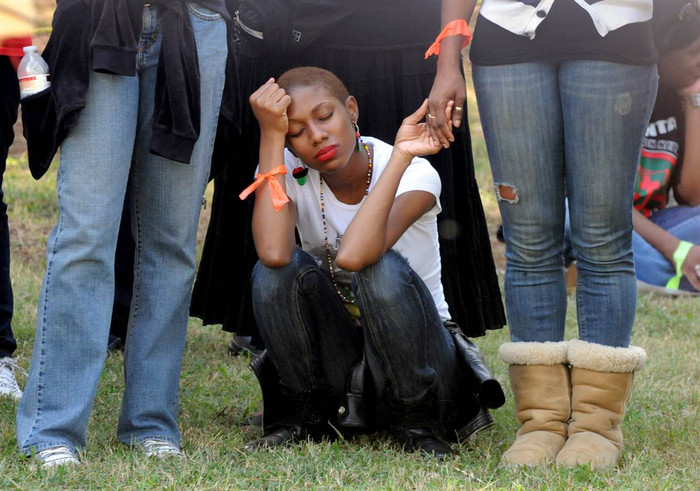 Cảnh người biểu tình phản đối việc giới chức bang George xét xử một phạm nhân có tên Troy Davis vì phạm tội giết chết một cảnh sát của bang (ảnh chụp ngày 21/9/2011). Nhiều người cho rằng Troy Davis vo tội.